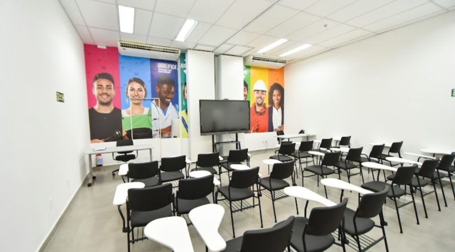 Vigilância Sanitária realiza capacitação sobre boas práticas para esterilização