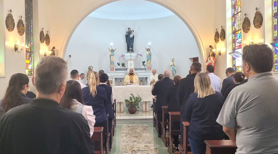 Fé e missão: Hospital São Vicente celebra missa em homenagem a São Vicente de Paulo