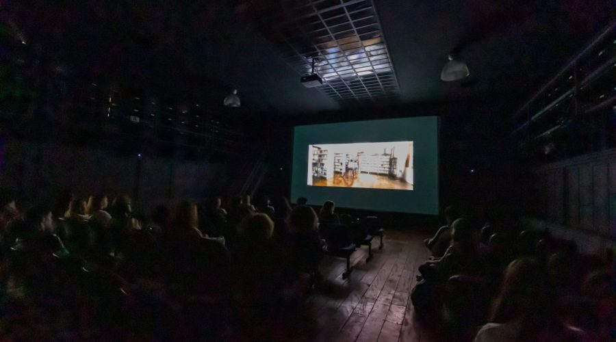 Cinema gratuito no Espaço Expressa traz clássicos e oficina em setembro