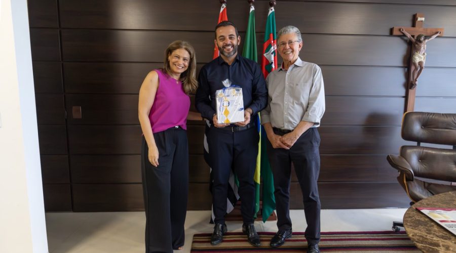 Prefeitura e Fundação Cintra Gordinho avançam em parceria para educação e inovação em Jundiaí