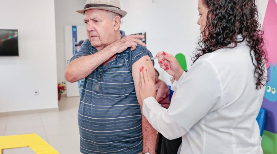Cobertura vacinal avança em Jundiaí em 2025 com ações fora das UBSs e busca ativa