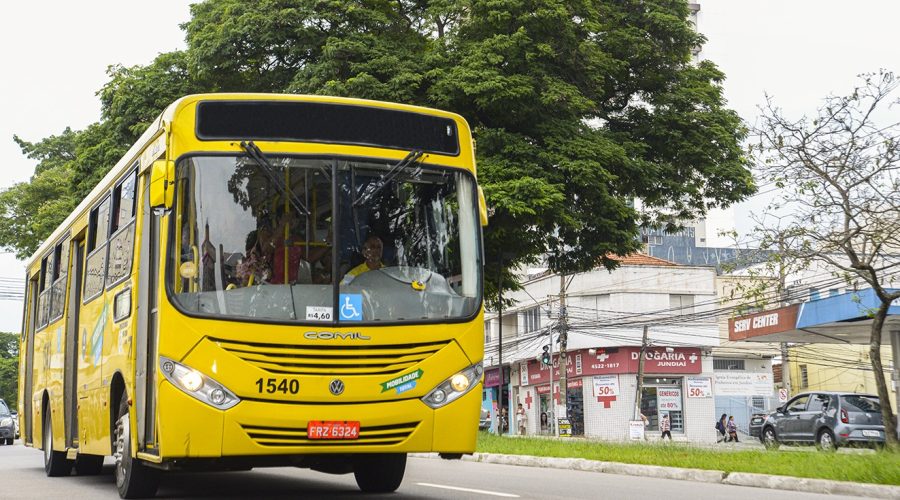 Ônibus facilitam acesso aos parques de Jundiaí no feriado