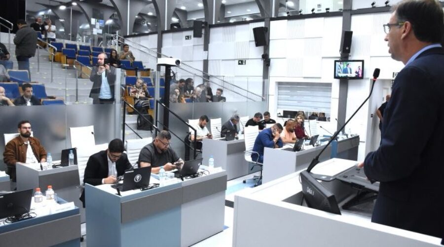 Câmara de Jundiaí aprova projetos sobre saúde, segurança e bem-estar animal