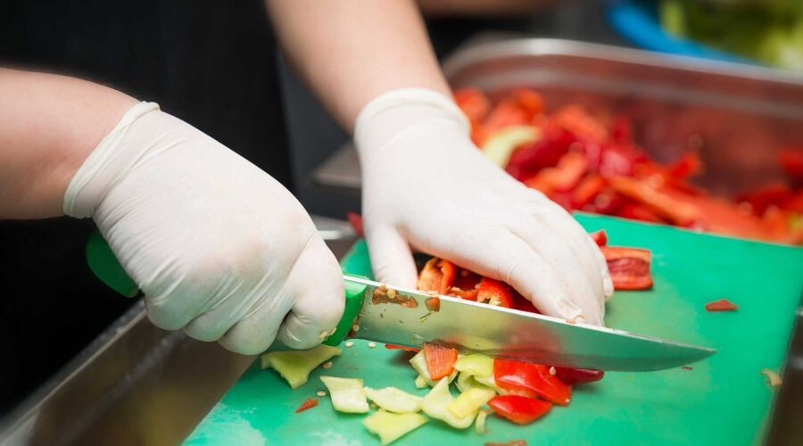 Vigilância Sanitária promove capacitação gratuita para ambulantes que vendem alimentos em Jundiaí