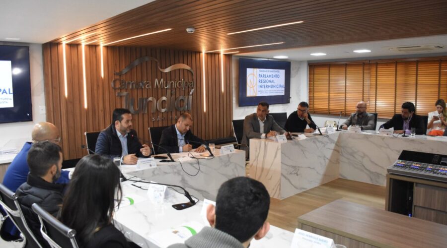Jundiaí debate transporte e saúde em encontro regional